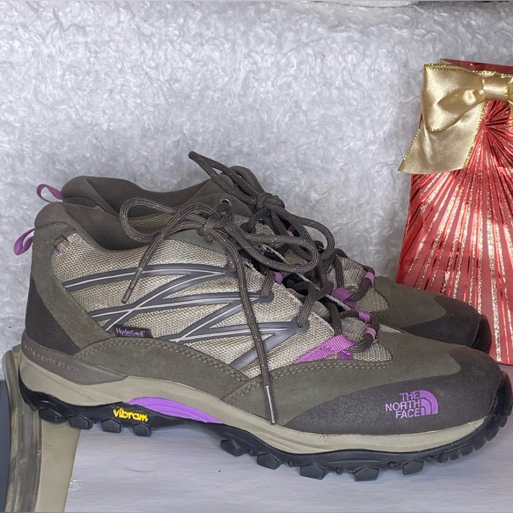 The North face Hiking waterproof woman shoes size  10